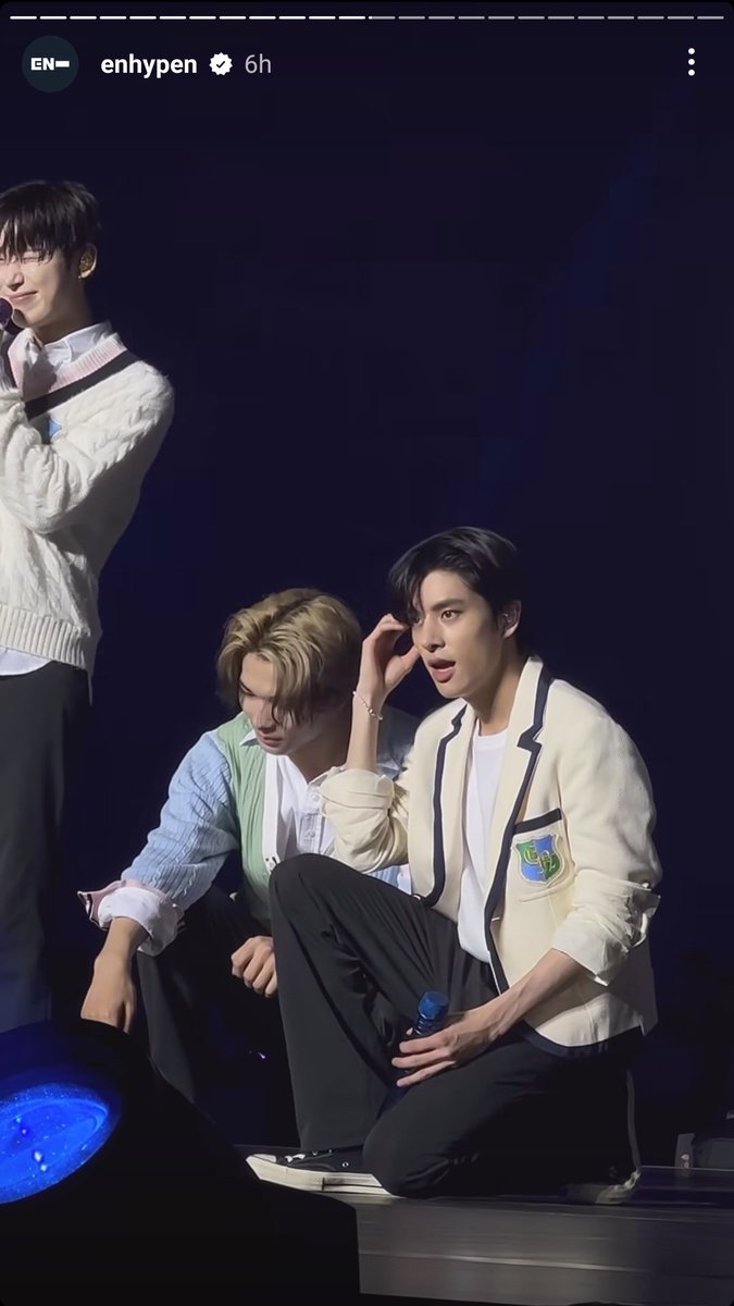 sunkissnoo's tweet photo. and this is the closest shot we got.
sick. SICK.
as you can see, this is SUNOO'S PART and he's even winking there, but they didn't highlight this beautiful moment.

SUNOO IS ENHYPEN  
BELIFT LAB RESPECT SUNOO
#BeliftBeFairToSunoo
#Sunoo_Deserves_Better
#ENHYPENisSEVEN
@BELIFTLAB https://t.co/ujXYvrErik