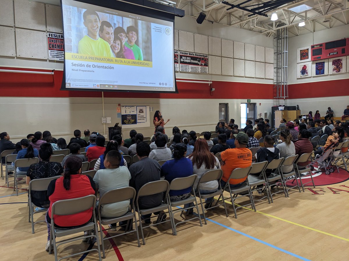 @SmbsdE happening now <a href="/PIQEUSA/">PIQE</a> at Fesler Jr.High! #smbsdlove #parentengagement <a href="/SMBSDSupt/">Dr. Darren McDuffie</a> <a href="/DrTammie1/">Dr Tammie Castillo-Shiffer</a> <a href="/Niccole_SMBSD/">Niccole Wiseman</a>