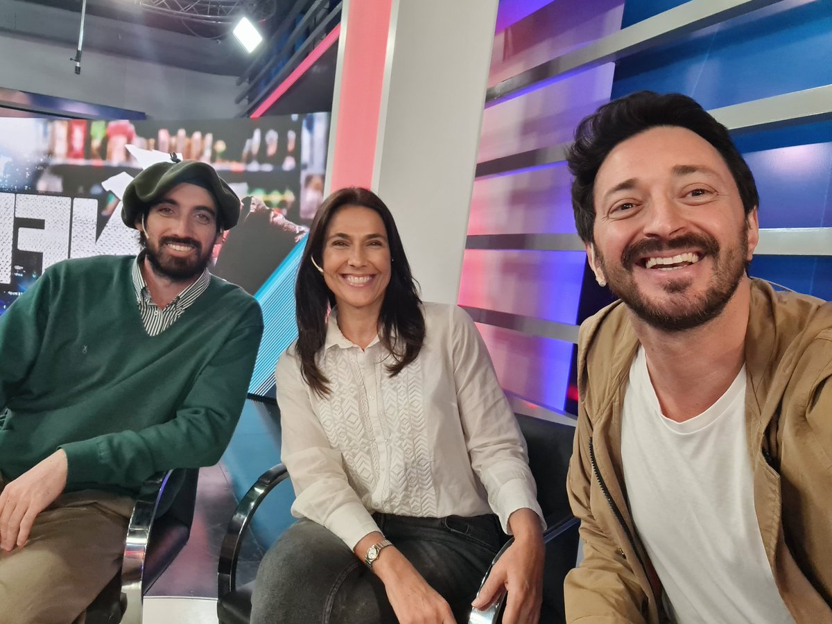 martinyeza's tweet photo. Con @eugetale y @Facumanzoni en Crónica, acompañando a @PatoBullrich 💪❤️ https://t.co/1JaFppNYRD
