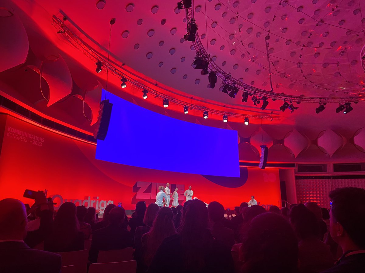 Petra Busch (@buschfrau) on Twitter photo Der #Kommunikationskongress in #Berlin startet mit einer sportlichen Tanzeinlage <a href="/kkongress/">Kommunikationskongress</a> Der #Kommunikationskongress in #Berlin startet mit einer sportlichen Tanzeinlage <a href="/kkongress/">Kommunikationskongress</a>