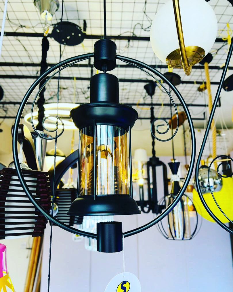 JahzElectronics's tweet photo. Stylish pendant light, just 250k! Illuminate your space with elegance. Limited stock, don't miss out! Contact Us today https://t.co/VH6ttpSdhG