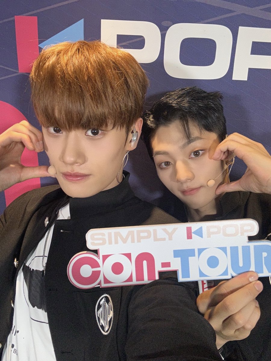 TIOT 셀카만 가질 수 있다면 모든 걸 걸고 싸운다🥊백전무패 자신 있어↗↗↗
이 어둡고 힘든 세상 속에 티아이오티가 삶의 이유가 된 순간부터 심플리의 독기 충전 20230823% 달성✨

#TIOT #티아이오티 #백전무패
#SimplyCONTOUR #심플리케이팝