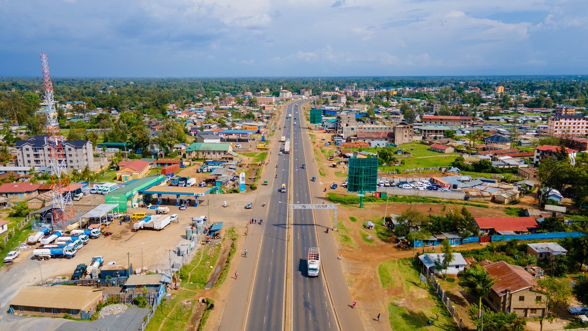 Our beautiful city of Kisumu.
Inbox for Drone photography and video coverage by @ViKMedia_ #VisitKisumu #WeGoBeyond