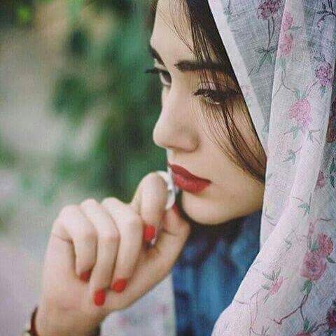 tishnalb's tweet photo. راز الفت چھپا کے دیکھ لیا
دل بہت کچھ جلا کے دیکھ لیا
اور کیا دیکھنے کو باقی ہے
آپ سے دل لگا کے دیکھ لیا
وہ مرے ہو کے بھی مرے نہ ہوئے
ان کو اپنا بنا کے دیکھ لیا
آج ان کی نظر میں کچھ ہم نے
سب کی نظریں بچا کے دیکھ لیا
فیضؔ تکمیل غم بھی ہو نہ سکی
عشق کو آزما کے دیکھ لیا
#قومی_زبان https://t.co/3KRNf4zkPv