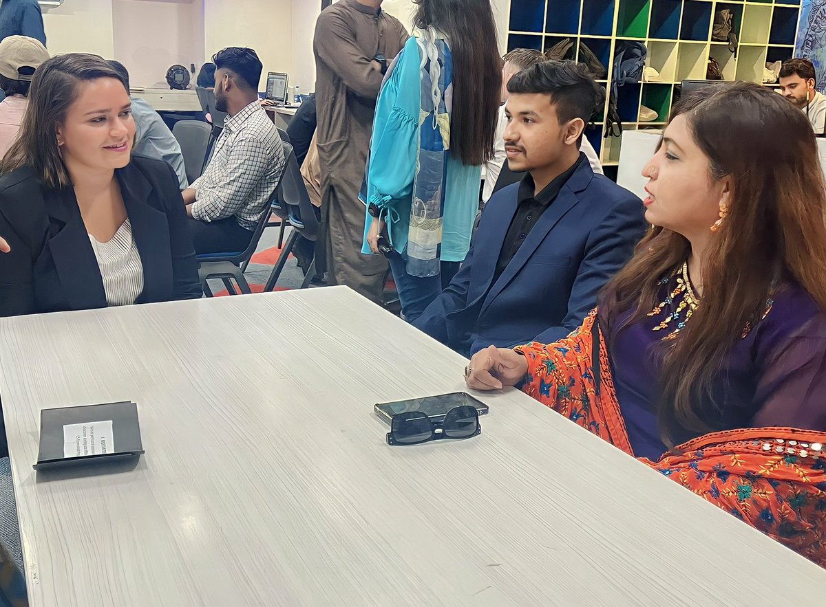 MHashirSiddiqui's tweet photo. Had a great discussion with Ms. Ana Maria, Public Diplomacy Officer at the U.S. Consulate General Karachi. On the occasion of #InternationalLiteracyDay, teaching progress was reported and further guidelines for promoting professional development on regional level were shared. https://t.co/KaagcGfdX4