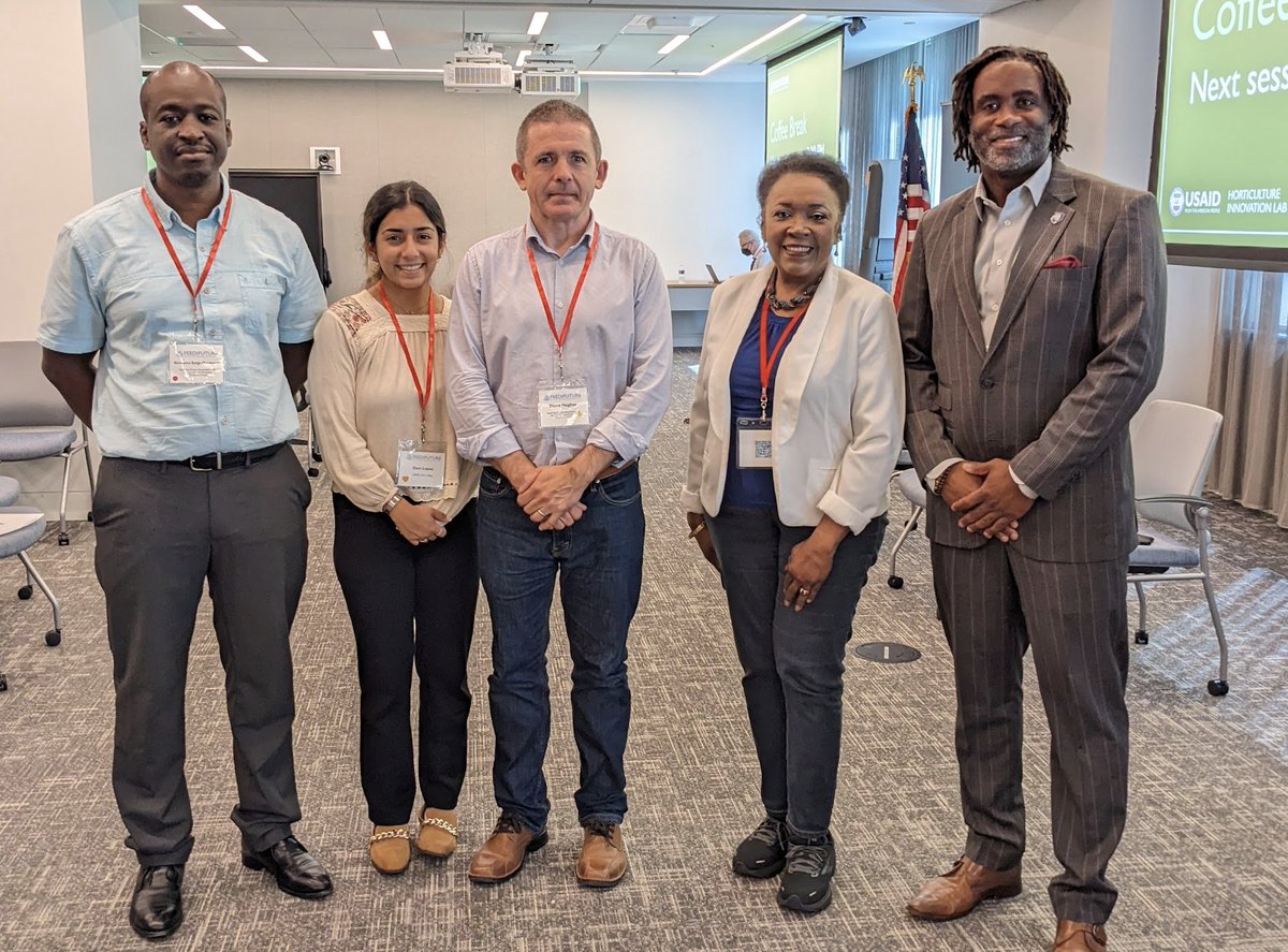 Today from our @usaid Directors Meeting discussing better engagement with Minority Serving Institutes. So great to have <a href="/Levon_Esters/">Levon Esters</a> at Penn State who brings so much experience to the table. Our <a href="/CETC_IL/">Current and Emerging Threats to Crops Lab</a>  works very closely with University Maryland Eastern Shore on AI in Ag.