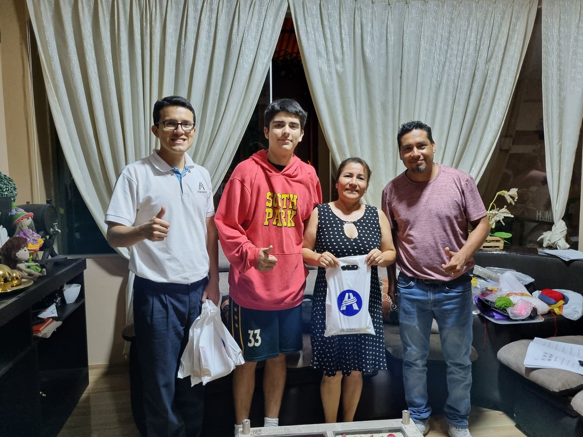 TarrilloDany's tweet photo. [Visita hogares de estudiantes 2da parte 2023]

Hoy continuamos visitando los hogares de nuestros estudiantes del #ColegioAdventistaAltoMayo compartiendo gratos momentos y fortaleciendo nuestra vida espiritual.
#EducaciónAdventista más que enseñanza.
#MiNOP #UPN. https://t.co/VWZG2inRCE