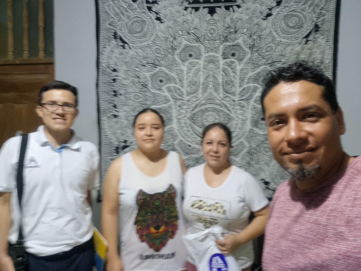 TarrilloDany's tweet photo. [Visita hogares de estudiantes 2da parte 2023]

Hoy continuamos visitando los hogares de nuestros estudiantes del #ColegioAdventistaAltoMayo compartiendo gratos momentos y fortaleciendo nuestra vida espiritual.
#EducaciónAdventista más que enseñanza.
#MiNOP #UPN. https://t.co/VWZG2inRCE