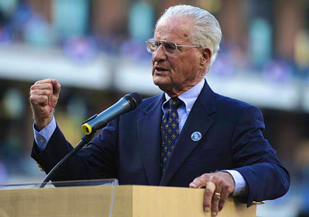 MarieCoronelSD's tweet photo. 99 years ago, Jerry Coleman, U.S. Marine Corps Lt. Colonel & pilot, @Yankees 2nd baseman, World Series MVP, @Padres manager, Hall of Fame broadcaster & the voice of the Padres for generations of San Diego fans was born on September 14, 1924. Getty 📷. #OhDoctor #HangAStar ⭐️ https://t.co/qFxnP8Bbo8