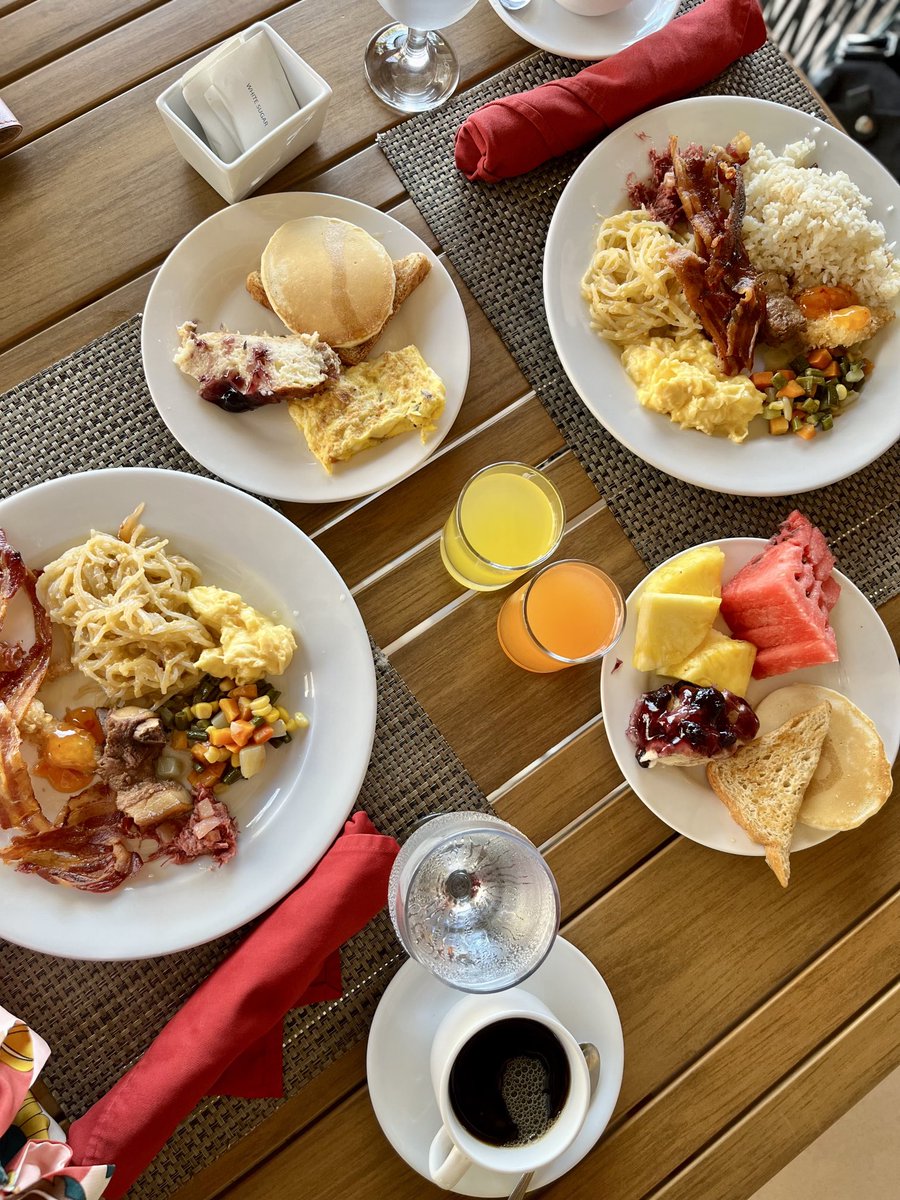 iezka_traveller's tweet photo. Had a breakfast buffet and went 2 rounds! Cannot believe I ate that much!! ๐๐๐คค
Good morning! โ๏ธ๐
#GM #goodmorning #breakfast #buffet #2rounds #believe #eat #food #foodie #yummy #champorado #bacon #pancake #pasta #banana #vegetables #frenchtoast https://t.co/H0nsaJgtVG