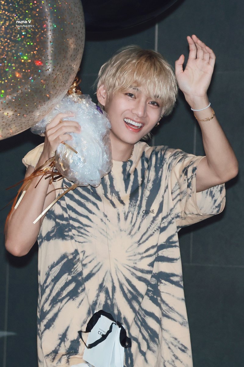 230909 사랑둥이💜
#이삐사진전 #태형 #KIMTAEHYUNG #BTSV