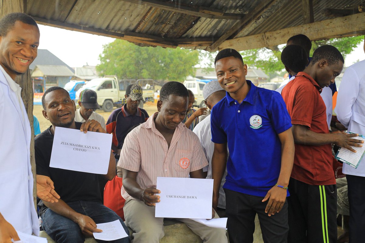 Sc_MASUBI's tweet image. Community engagement is the only &amp;amp; best countermeasure that should be implemented effectively worldwide to tackle Antimicrobial Resistance #AMR. Beating #Superburgs #AMR  needs critical thinking on how to reach the communities. #congratulations to @MuhasTamelasa 💪💪