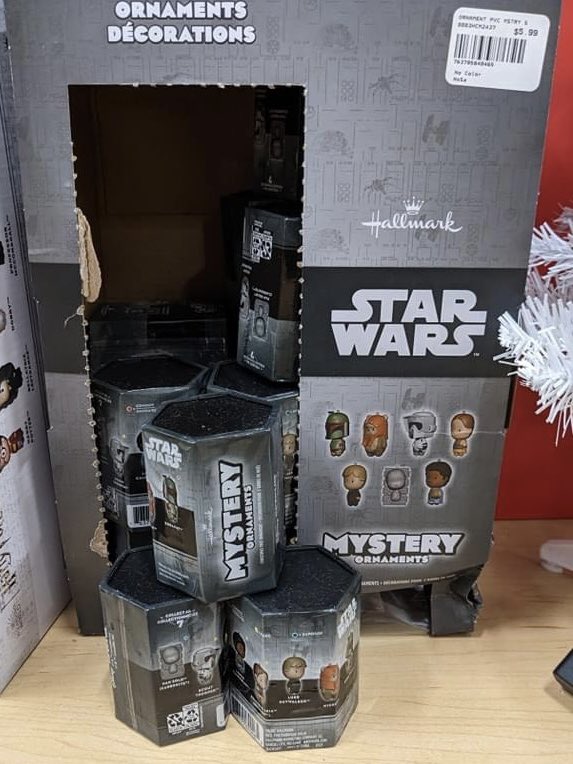CollectCantina's tweet photo. #DarthVader and #Grogu ornaments from #Lenox along with a #ReturnOfTheJedi wave of #StarWars Mystery Ornaments on the shelves at a local #PaperStore this afternoon https://t.co/xL5YanVe3R