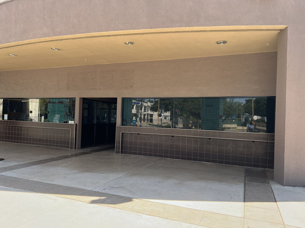 abhiskjain's tweet photo. $AMC at @CityofNorwalkCA feels like a ghost town. Entrance is not clean, posters are torn apart &amp; counters all dull! On noon of 9/10, it felt walking to an deserted place. Why can’t this be renovated &amp; opened up for public activities, at least on weekends? @CEOAdam BringItToLife https://t.co/dprYiYOJZF
