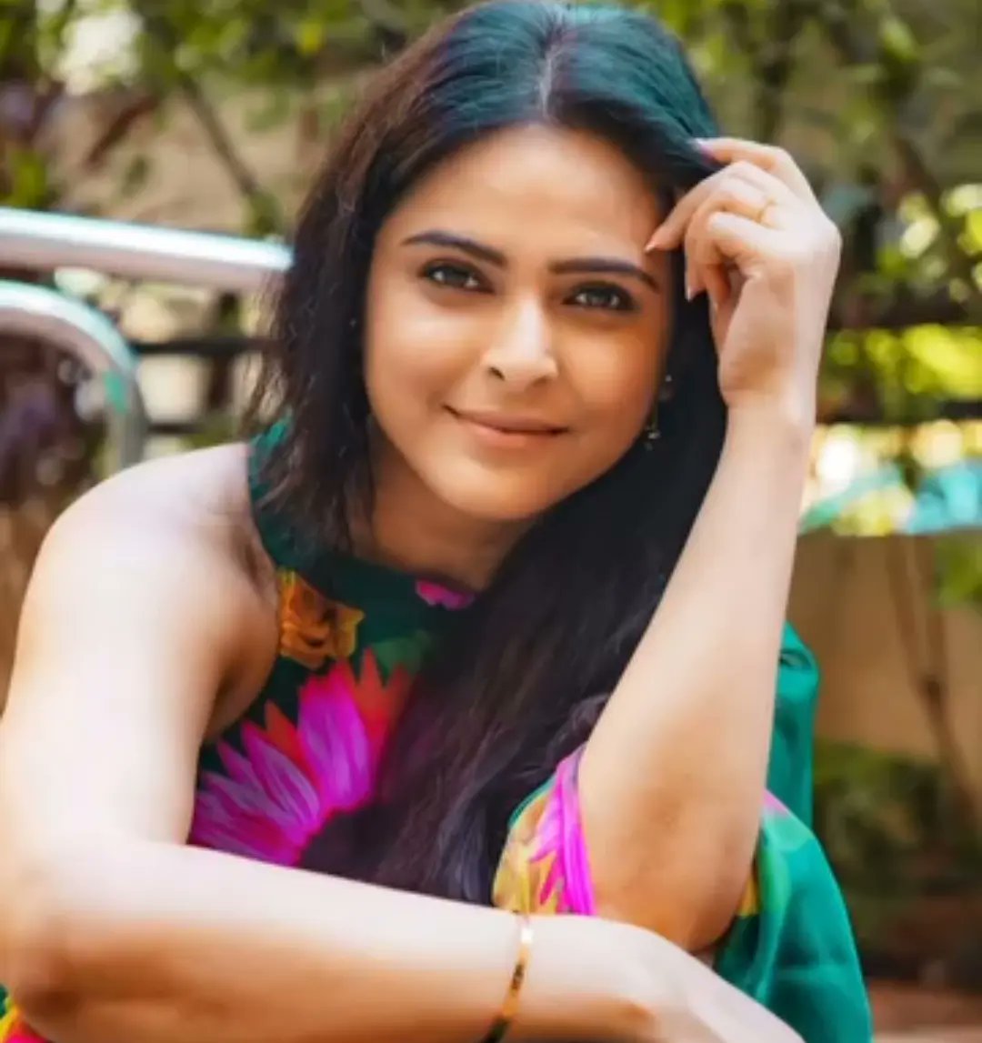 madhumysunshine's tweet photo. My baby ๐ฅบ๐งฟ @MadhurimaTuli19
#madhurimatuli #madhurians #proudmadhurians #madhurimatuliteam #madhurimatulifans #madhu #madhurimatherealqueen #shineonmadhu #svmtmusic #perfectwomanmagazine #photoshoot #poppdapp #trending #instagram #viral #entertainment #hayaa #tehran https://t.co/93c0RbgAXZ