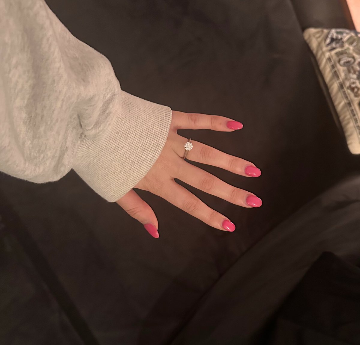 shoe0nhead's tweet photo. :3333333333333333333 💕💕💕💕💕💕💕💕💕💕💕 eeeeeeeeeeeeeeeeeeeeeeeeeee

im marrying my best friend https://t.co/U3HC9HGH0C