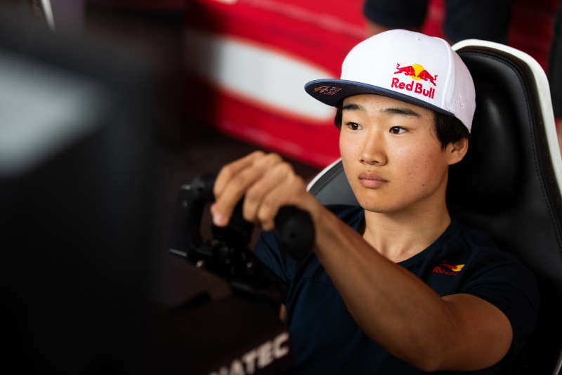 Yuki_Fzero's tweet photo. Mas minha maior gratidão vai para a RBR por toda confiança nos meus 3 primeiros anos de F1 pelo apoio e acima de tudo pela oportunidade de mostrar meu valor, mesmo após minha saída deixamos claro que era em busca de voos mais altos e aqui estou eu. https://t.co/x0iWI8w4WG