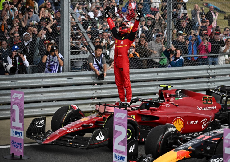Yuki_Fzero's tweet photo. E soprattutto ringrazio la squadra che mi ha regalato la vittoria oggi, che non è solo mia, appartiene a tutta la squadra, grazie ragazzi.

Per alcuni il secondo pilota, per altri il pilota

#forzaFerrari https://t.co/bnKGVfCdqI