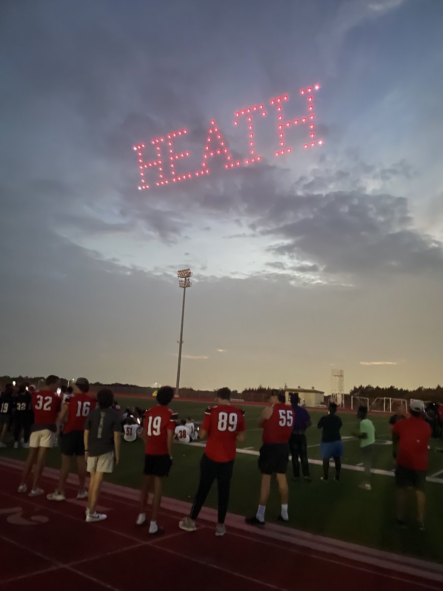 The drone show was a fun way to end the <a href="/RHHSHawks/">Rockwall-Heath HS</a> Homecoming pep rally! Thank you, <a href="/jacobpayne42/">jacob payne</a> and <a href="/tbradford98/">Todd Bradford</a> for an outstanding community event! #TogetherRockwall