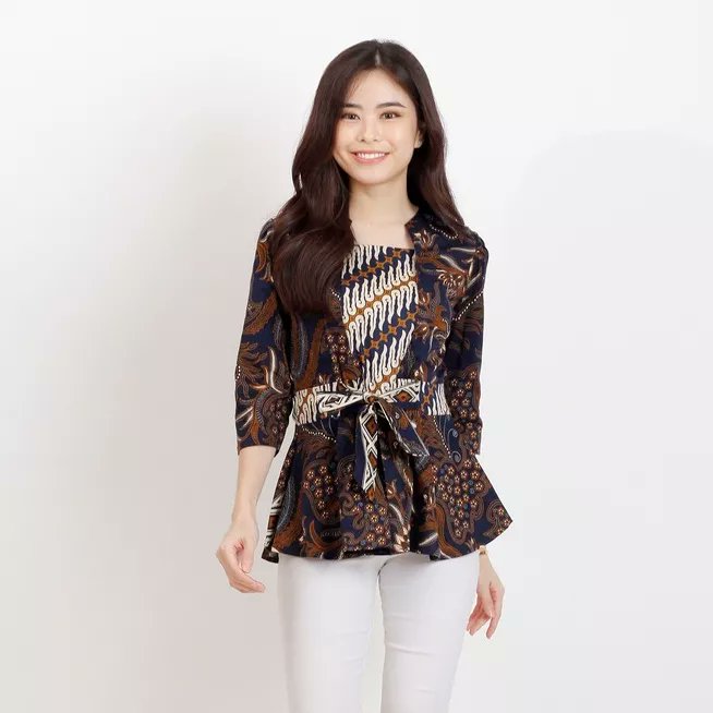 JemimOcta's tweet photo. ✨ Rekomendasi Blouse Batik ✨
A Thread 💐💐 
#OOTD #blousehaul #SMTOWN_LIVE_2023_JAKARTA #SMTOWNJAKARTA2023 #ShopeeID #shopeehaul #racunshopee https://t.co/bLleIizc81