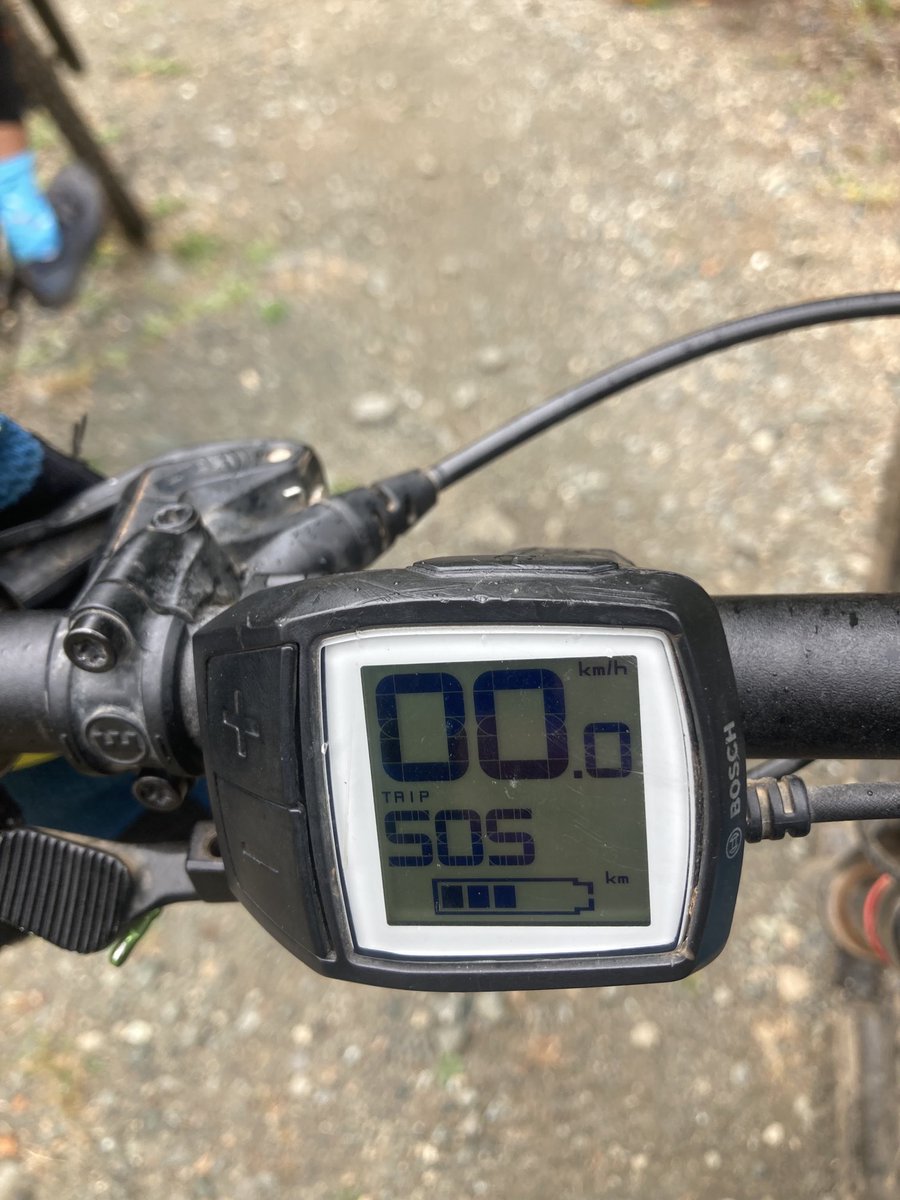 waymorefunner's tweet photo. I thought my rental e-bike motor was failing when it started to display SOS. Then a mile later, it seemed to fix itself and it changed to SO6. https://t.co/7POtnJWCid