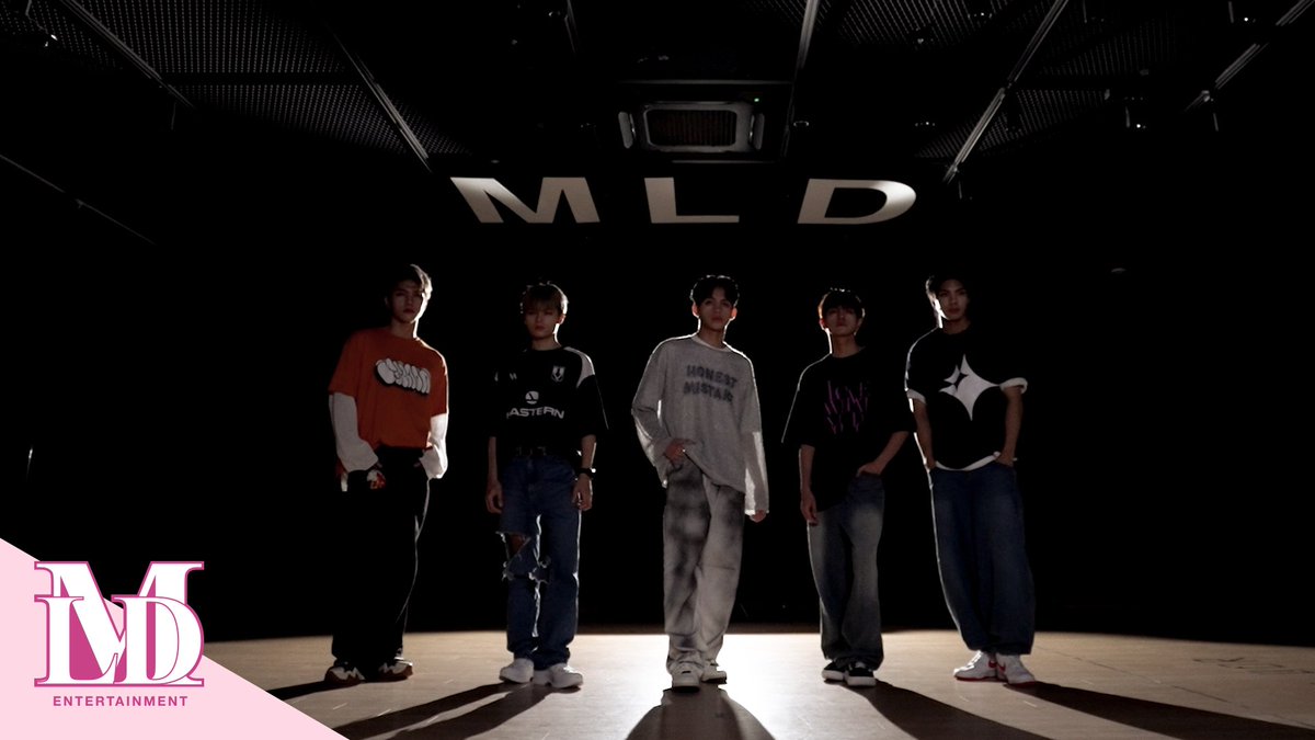 official_newID's tweet photo. This Is New:ID｜COMING SOON

https://t.co/yhpLh1zRJA

#New_ID #뉴이드 https://t.co/0AxfgX3S6k