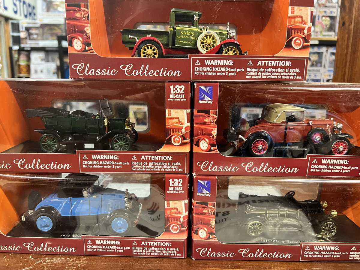 uppersturtstore's tweet photo. Hi guys! These 1:32 #scale #oldieworldie #diecast #vehicles have just arrived at the @uppersturtgeneralstore Drop in any day between 10-4pm and check out a huge range of #diecast #collectibles #ford #chevy #modelt #roadster https://t.co/4CVYk93wcW