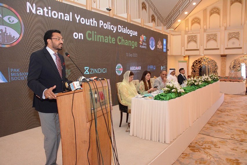 uaeembassyisb's tweet photo. H.E. Hamad Obaid Al Zaabi, UAE Ambassador in Islamabad, participates as guest of honor in the National Youth Policy Dialogue on Climate Change, organized by SDGs Academy Pakistan in collaboration with UNDP and COMSATS University, and delivers a speech on UAE’s efforts to empower youth against the challenge of climate change. #COP28