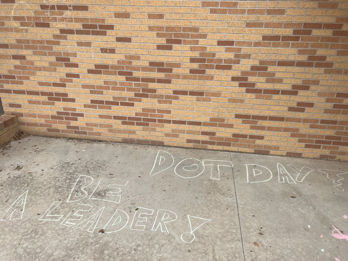 GoliadCounselor's tweet photo. Shout out to 1 of our Grizzly Great teachers @VirjiniaEspino1 She did a chalk the walk activity in honor of #DotDay coming up! Students did such a great job with #selfexpression #Kindness #promotingpositivity #antibullying @Goliad_Elem @clopezbilingual #DreamBig #WhereDreamsBegin https://t.co/JnnupRlQRG