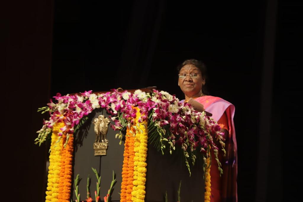 ParodaDr's tweet photo. President Droupadi Murmu inaugurated the First Global Symposium on Farmers' Rights in New Delhi (12 September 2023) https://t.co/meZQexsPvl