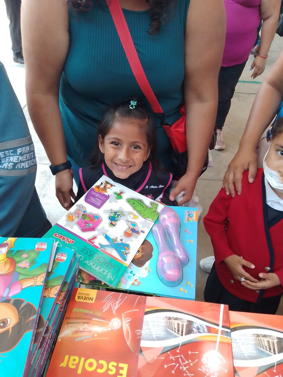 Las sonrisas de cada niña, niño y adolescente son nuestra máxima inspiración para seguir trabajando para que logren alcanzar sus sueños. 💕

#TrabajamosConElCorazón 💕