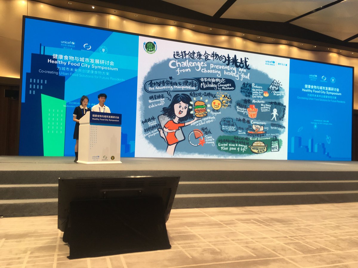 fionaewatson1's tweet photo. Young people talking about food environments at the Healthy Food City Symposium in Chengdu City, China https://t.co/AmK8q5jeGn