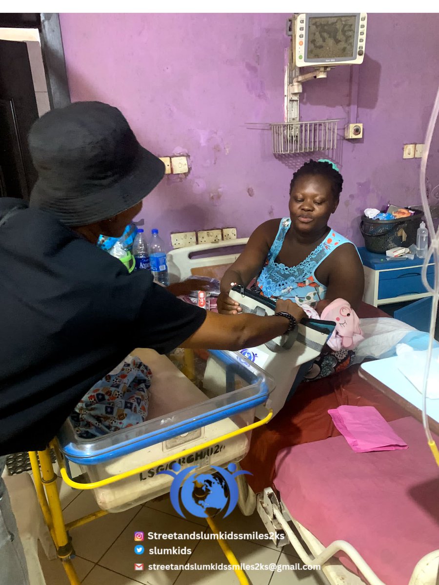 SlumKids's tweet photo. Yippee 💙🤍 
Can we throw back already on our maternity visit to the newly delivered moms and their babies 💐 https://t.co/zuchjAuIYx