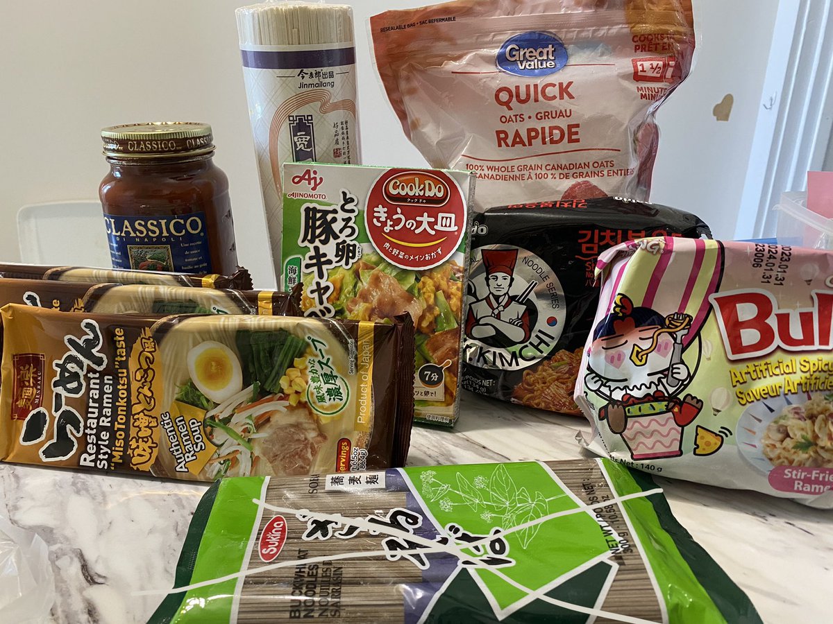 shi_coopvan's tweet photo. 【帰国セール2】

Classico ソース $3
うどん $2
オーツミール $2
Cookdo トロたまキャベツ $2
キムチラーメン×2 $2
プルダックポックンミョン×3 $3
味噌豚骨ラーメン 無料(賞味期限切れ)
     ↑他のものを購入頂いた方で欲しけれ       ば無料でお渡しします！ https://t.co/LM5cA0y2xW
