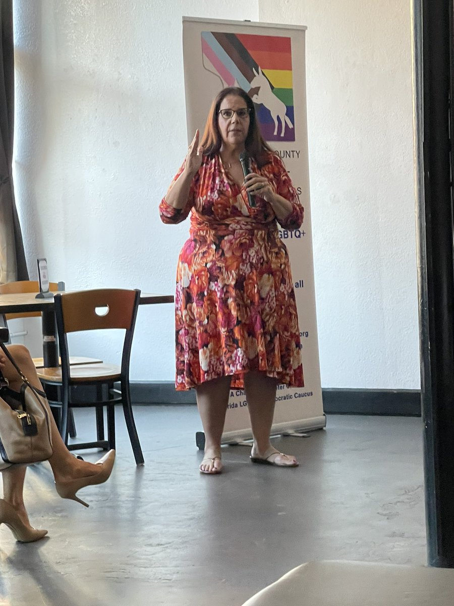 DianneHartFL's tweet photo. Thank you @hclgbtqdems for allowing  @SusanLValdesFL and I to be apart of your meeting tonight. I throughly enjoyed the conversation, and look forward to joining you in the community! https://t.co/CpAVnmMJ4j