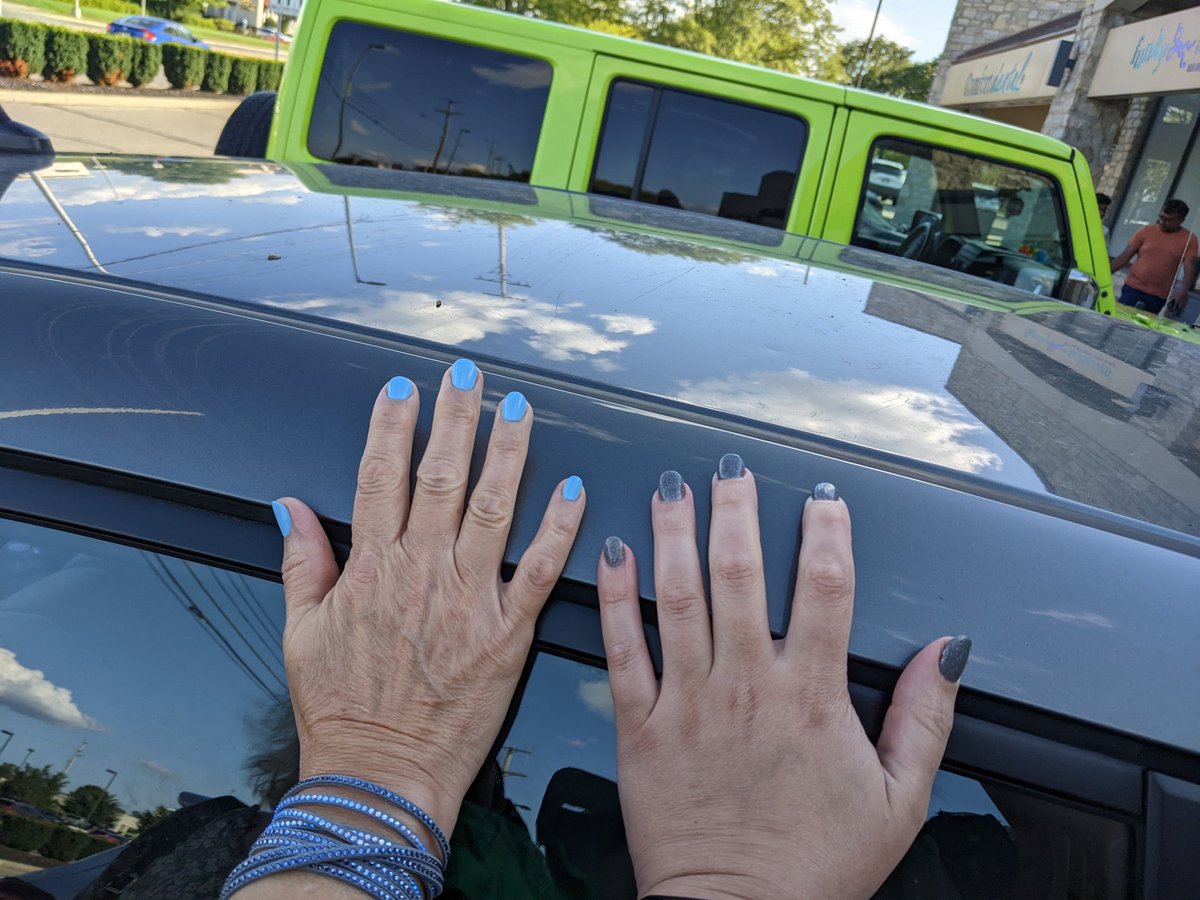 Metztli8071's tweet photo. Fingernails are pretty
Fingernails are good https://t.co/KAem2vUsCW