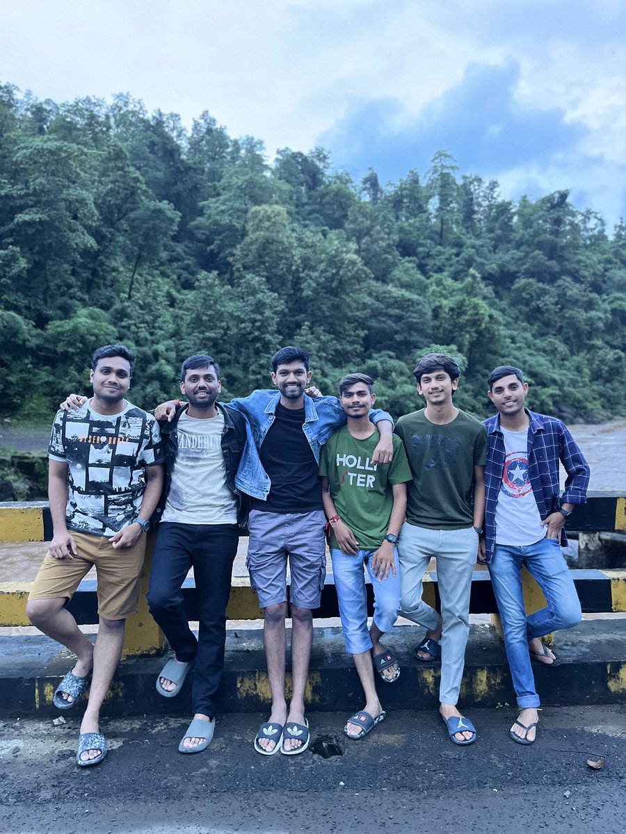 himan_45's tweet photo. with my fellow dreamers. https://t.co/VD9YrS3Syg