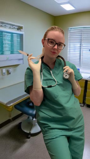 You may now call me Dr. Stone 😈 https://t.co/fA9FudC0oE<a href="/tag/mvsales"class="tags"><span>#mvsales</span></a>