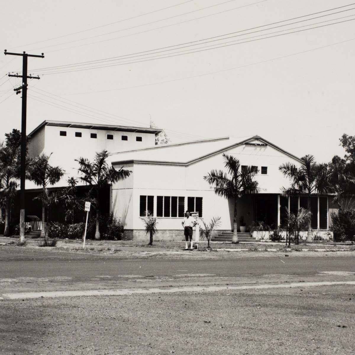 LibArchivesNT's tweet image. This ticket, recently donated to Library &amp;amp; Archives NT, is from the Third Darwin Film Festival, screened in Darwin&apos;s Town Hall in May 1968. The next photo, also from our collection, shows the Town Hall as it was in the 60s. The Darwin Entertainment Centre now stands on the site.