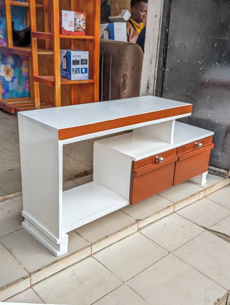 HashimMugishag1's tweet photo. Tupene michongo wadau nauza furniture mbali mbali kwa bei poa. Tuwasiliane 0714423365
UBUNGO DSM https://t.co/zUuvq0CUbI
