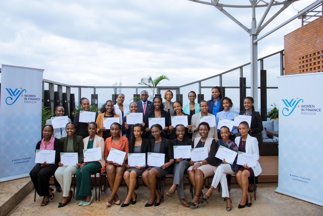 Hats off to Jeanne, Diane, Jessica, and Divine the shining stars from @imbankrw! Two awarded the Future in Finance scholarship, and two others securing a scholarship in sustainability certification. 👏🏾 @CISI @Women_FinanceRW @LinaShyaka