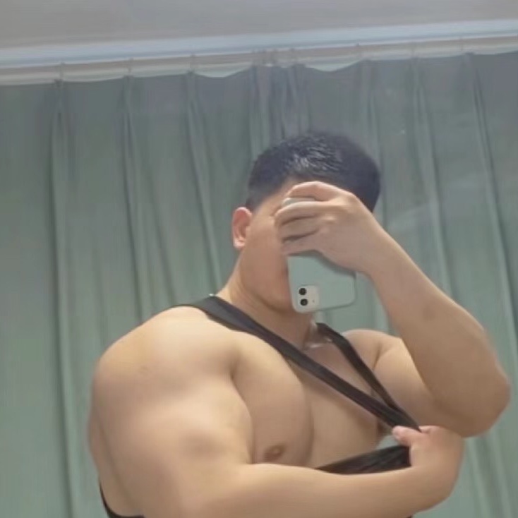 最近看到12被爆辐射超标，拍照的时候手都抖。