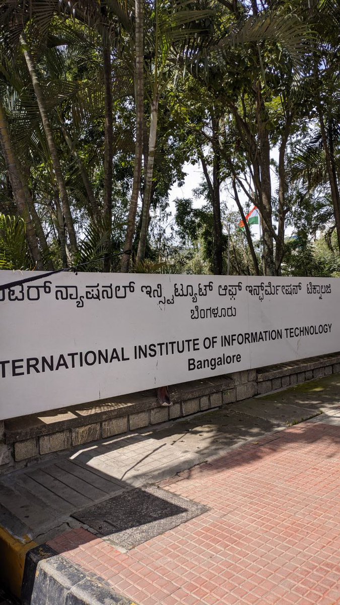 BhagatRijans's tweet photo. 🚀 Day 1 Wrap

#csmetaverse #ieeecsbangalore https://t.co/qaGOYbbbwX