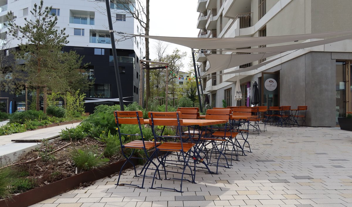 Die Innenentwicklung findet statt – und bietet interessante Felder für die Forschung zur baulichen Verdichtung, deren sozialen Auswirkungen und gesellschaftlichen Akzeptanz. Mehr zu aktuellen Resultaten der <a href="/ETH/">ETH Zürich</a> in der News von <a href="/espacesuisse/">EspaceSuisse</a>:
espacesuisse.ch/de/news/eth-fo…
<a href="/spur_eth/">ETH SPUR</a>