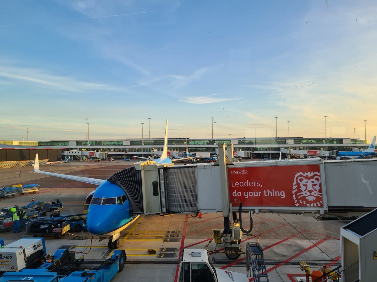 Lefs go! <a href="/avdtechfest/">AVD Tech Fest - Amsterdam 24-25 September 2024!</a>! See you all in a bit! #AVD