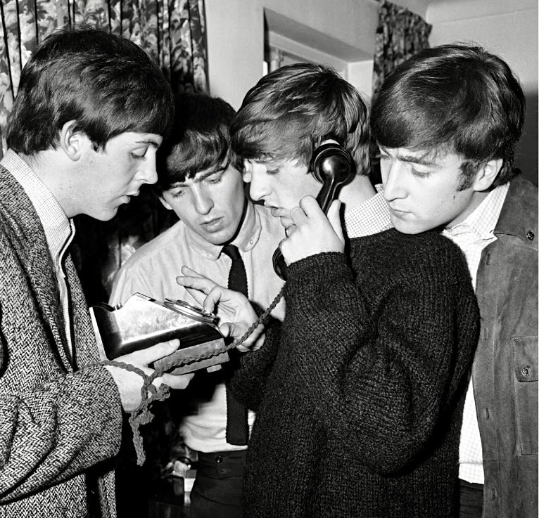 Phone a friend, start a band, and get involved! 

The Beatles Convention #13

Sunday Dec 17th at Twenty One.

*Link in bio*