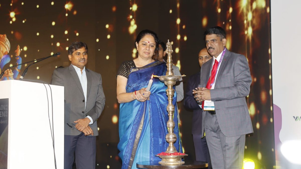 _CargoTalk_'s tweet image. CCUB 2023: Unlocking New Horizons in the Cold Chain Industry!
 
Today, the much-awaited Cold Chain Unbroken (CCUB) 2023 event has finally kicked off 

#CCUB2023 #ColdChainUnbroken #Logistics #IndianIndustry #GovernmentPolicies #TajBengaluru #wiz