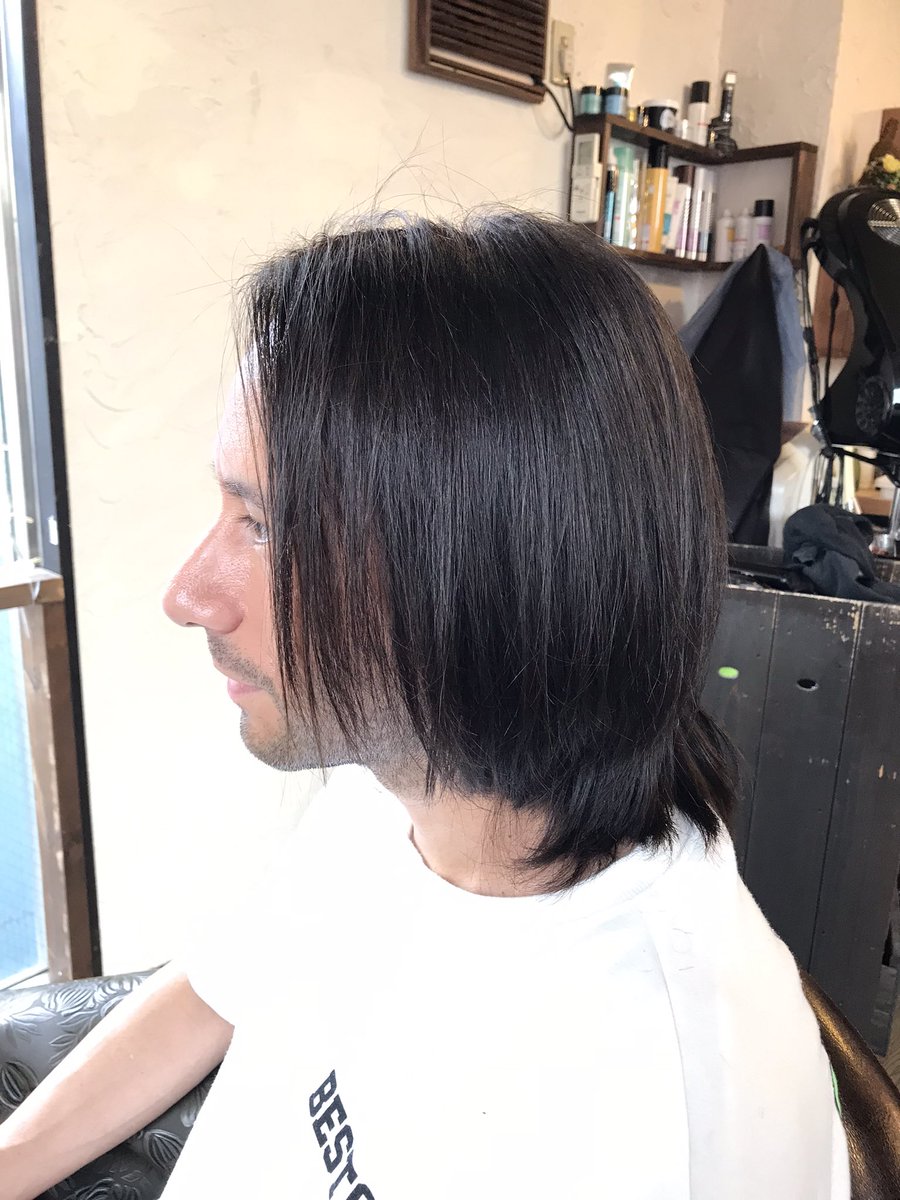Ryojuli's tweet photo. 髪の毛を切った後、やっぱり写真撮りたくなるよね？
もしかして俺だけかな？ナルシストかな？🤔😅
Resultado de una visita al peluquero 💇🏻
Lo tenia abandonado al pobre 😅
#menshaircut #メンズヘアカット #cortedecabellohombre #ryojuli https://t.co/10jj8hM3qR