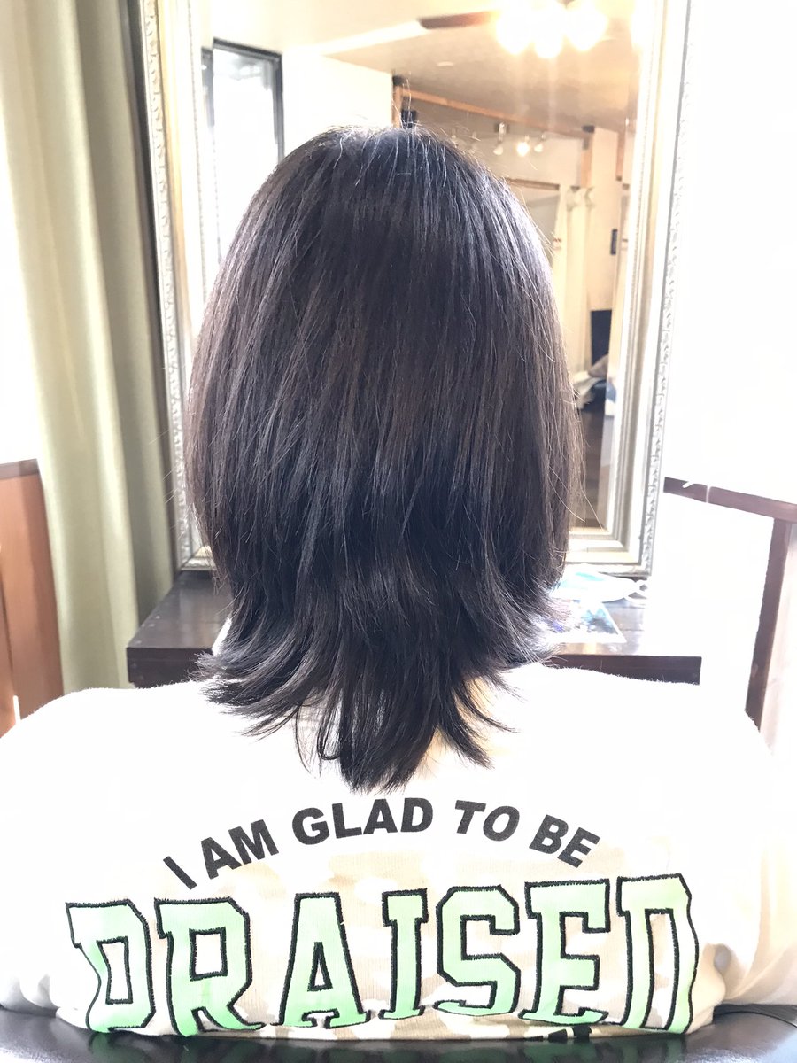 髪の毛を切った後、やっぱり写真撮りたくなるよね？
もしかして俺だけかな？ナルシストかな？🤔😅
Resultado de una visita al peluquero 💇🏻
Lo tenia abandonado al pobre 😅
#menshaircut #メンズヘアカット #cortedecabellohombre #ryojuli