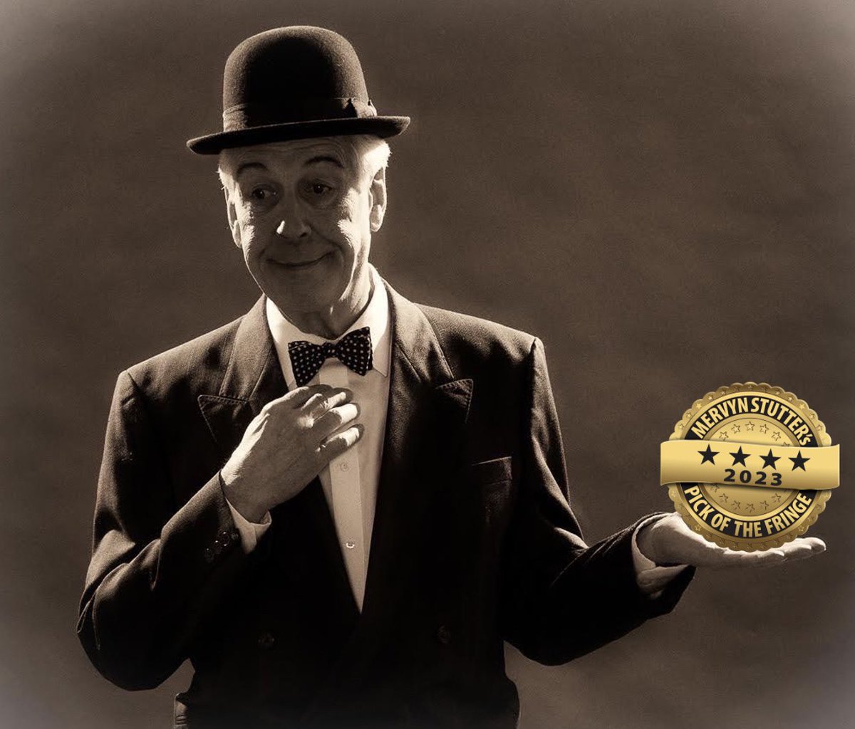 JeffHolland07's tweet photo. Thanks to all who came to see …and this is my friend Mr Laurel at Edinburgh Fringe Festival this year. I have so many wonderful memories from my time there. Next performance is at Hailsham Pavilion 9th Sept, 7:30pm. See you there! https://t.co/oAdrjLEBE2 @HailshmFestival https://t.co/Dvc2fKOv2N